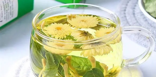 金银花和菊花一起泡水喝的功效